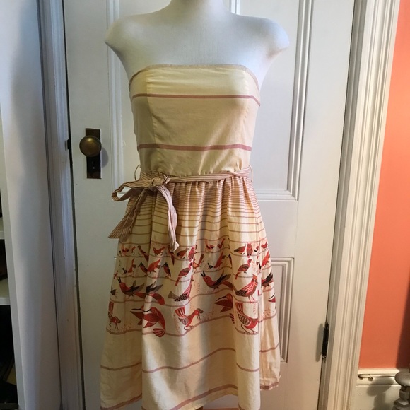 Forever 21 Dresses & Skirts - Forever 21 Strapless Bird Dress
